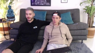 Fratguysonline  09-10-2021 video kissing